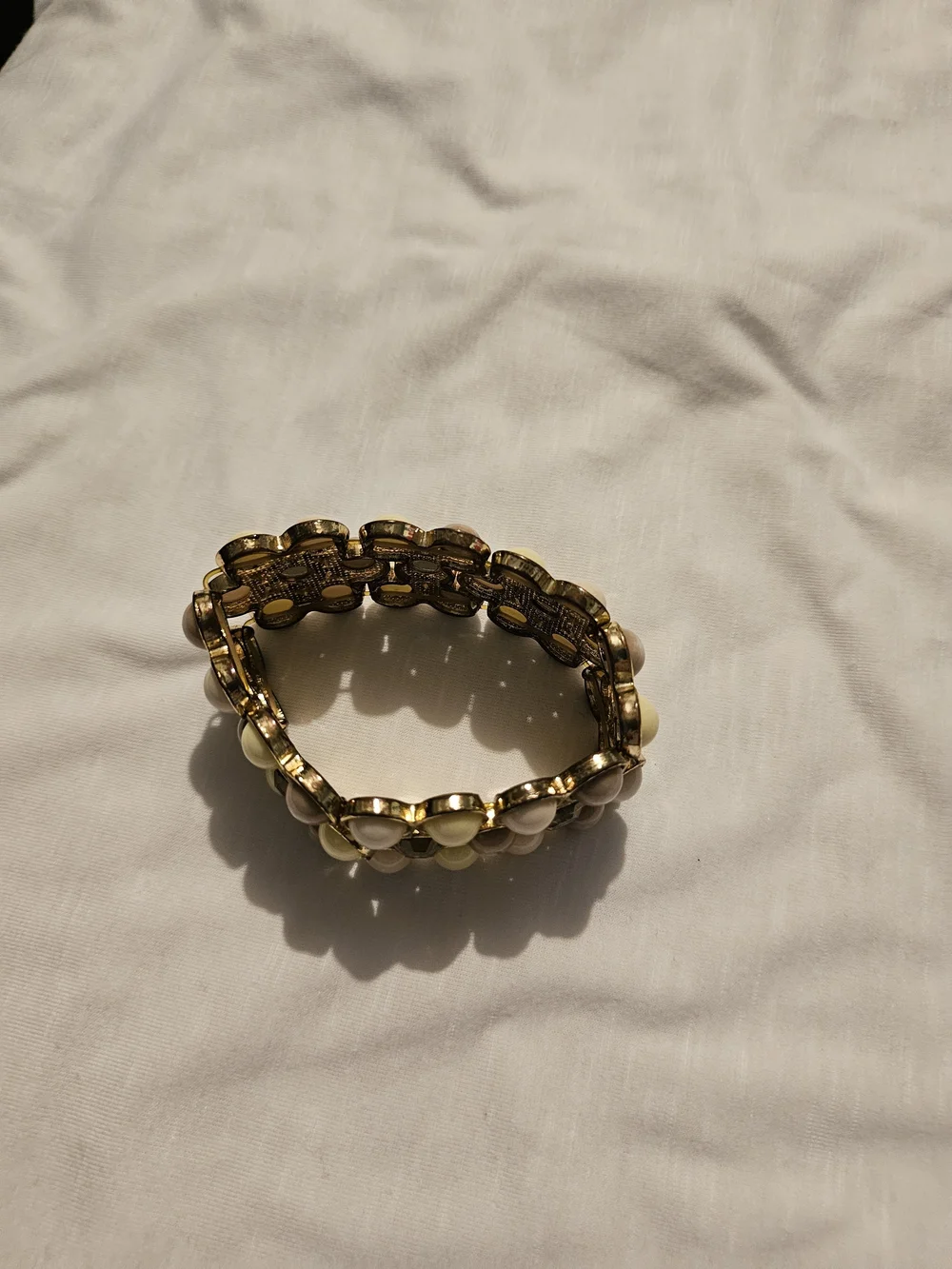 Gold-Tone Bracelet with Cream, Pale Yellow and Beige Cabochons